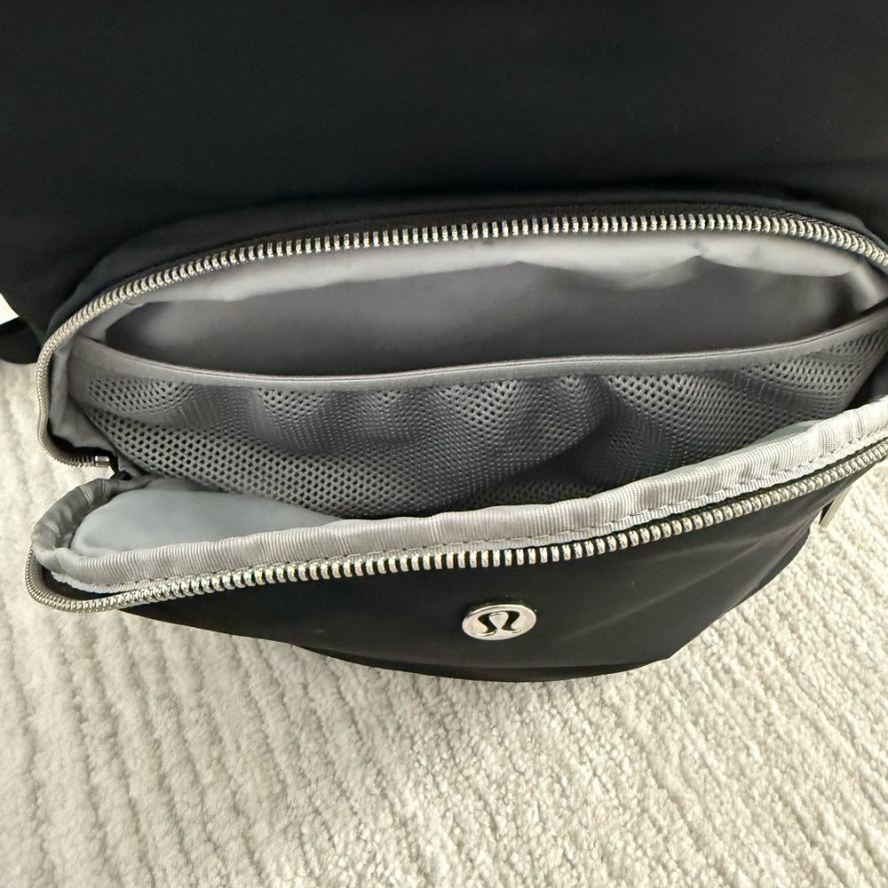lululemon Backpack - Picture 5 of 6